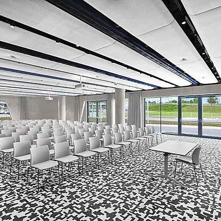 Tribe Airport Ξενοδοχείο Βουδαπέστη